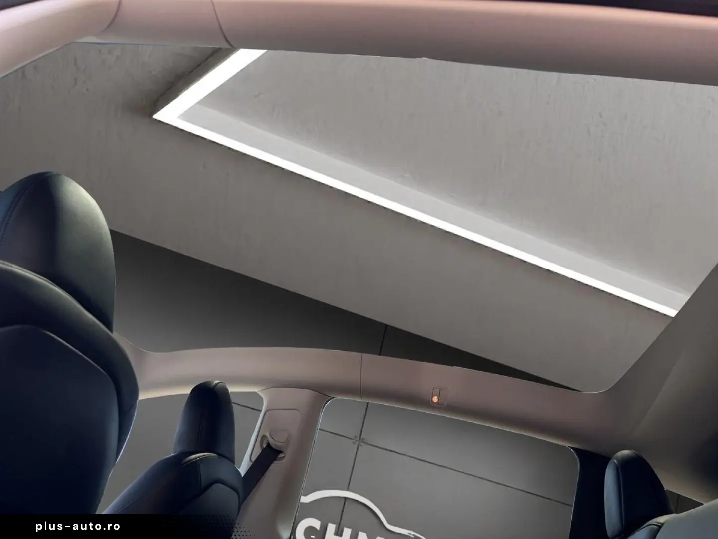 TESLA Model Y Long Range AWD NAVI ACC PANO 21