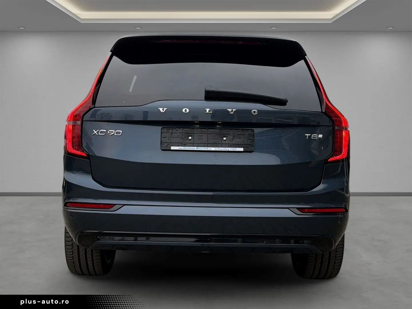 VOLVO XC90 T8 Plus Dark Recharge Plug-In Hybrid AWD 7-