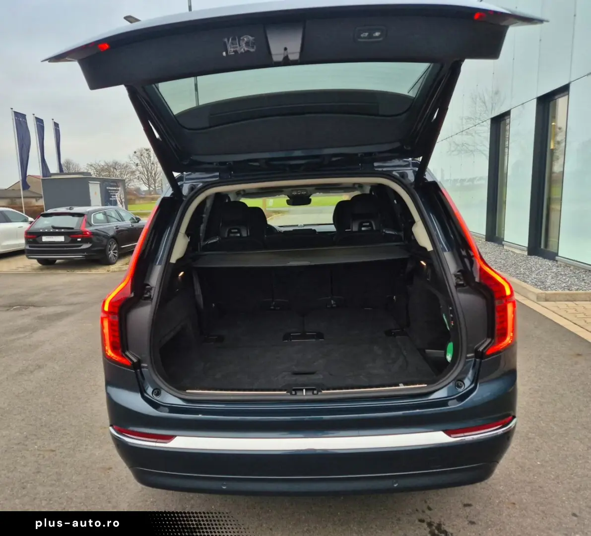 VOLVO XC 90 Ultra Bright Recharge Plug-In Hybrid AWD