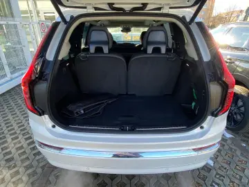 VOLVO XC90 T8 AWD Ultra Bright