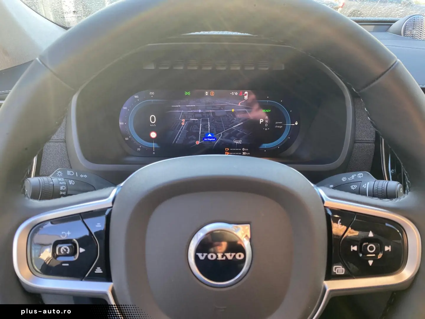 VOLVO XC90 T8 AWD Ultra Bright