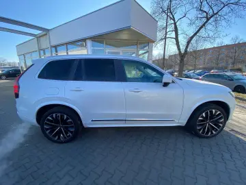 VOLVO XC90 T8 AWD Ultra Bright