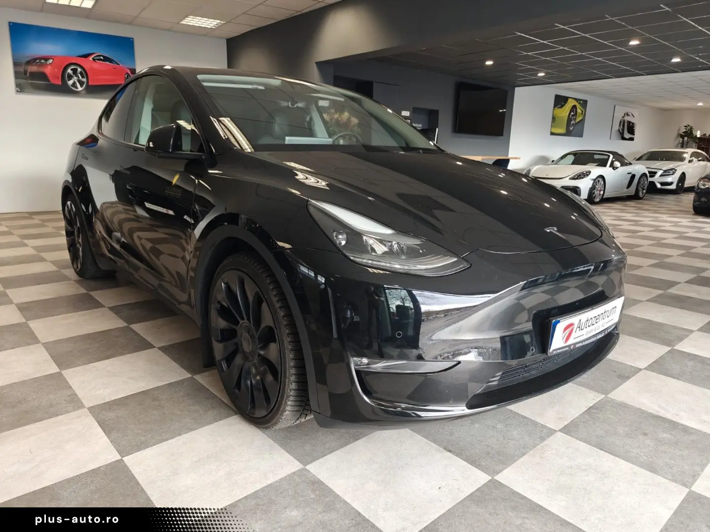 TESLA Model Y Performance Dual AWD PANO VOLL