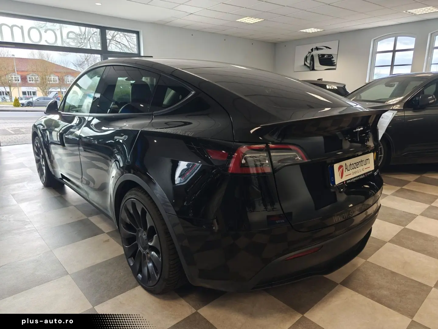 TESLA Model Y Performance Dual AWD PANO VOLL