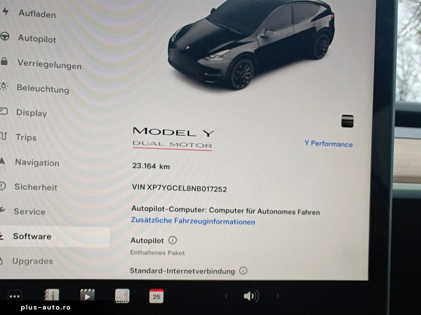 TESLA Model Y Performance Dual AWD PANO VOLL