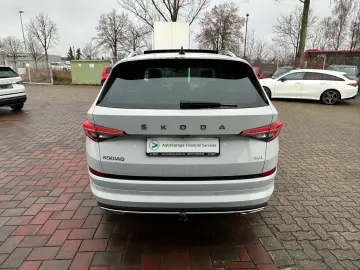 SKODA Kodiaq 2.0 TDI DSG 4x4 L&K STANDH PANO AHK 360