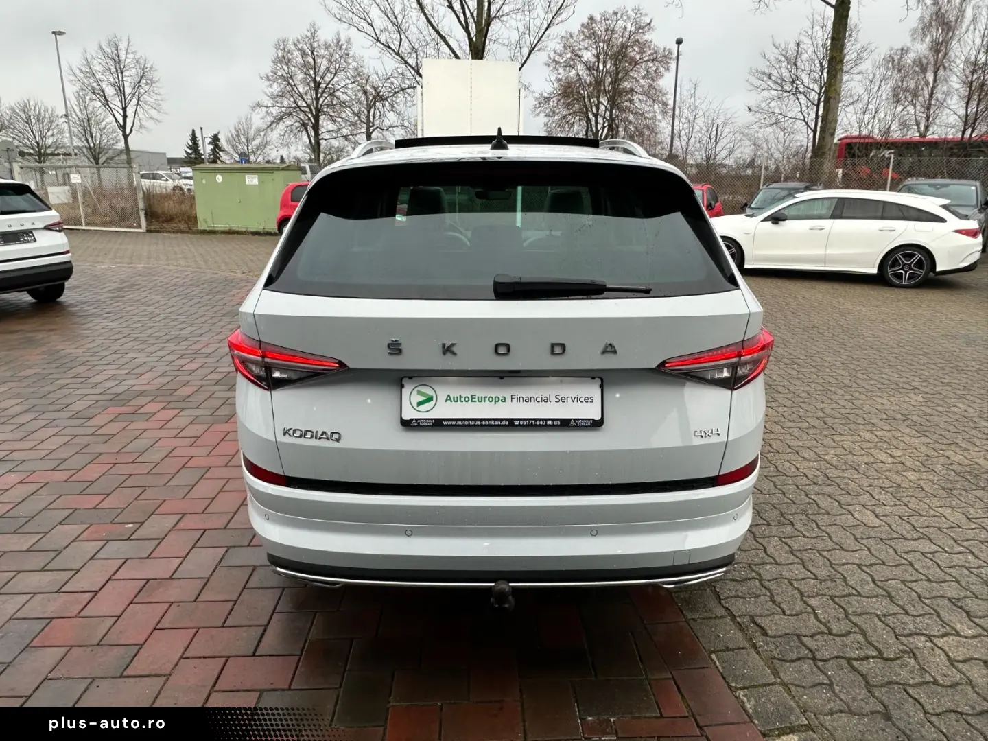 SKODA Kodiaq 2.0 TDI DSG 4x4 L&K STANDH PANO AHK 360