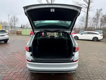 SKODA Kodiaq 2.0 TDI DSG 4x4 L&K STANDH PANO AHK 360