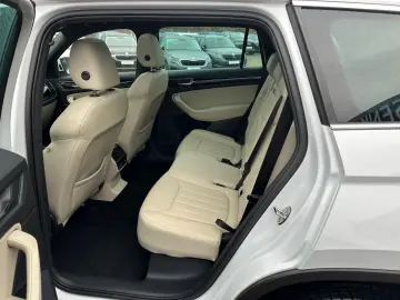 SKODA Kodiaq 2.0 TDI DSG 4x4 L&K STANDH PANO AHK 360
