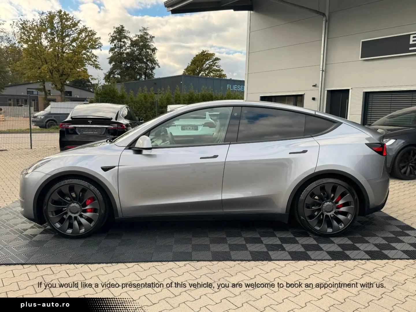 TESLA MODEL Y PERFORMANCE   QUICKSILVER   21 INCH TURB