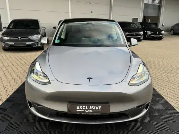 TESLA MODEL Y PERFORMANCE   QUICKSILVER   21 INCH TURB