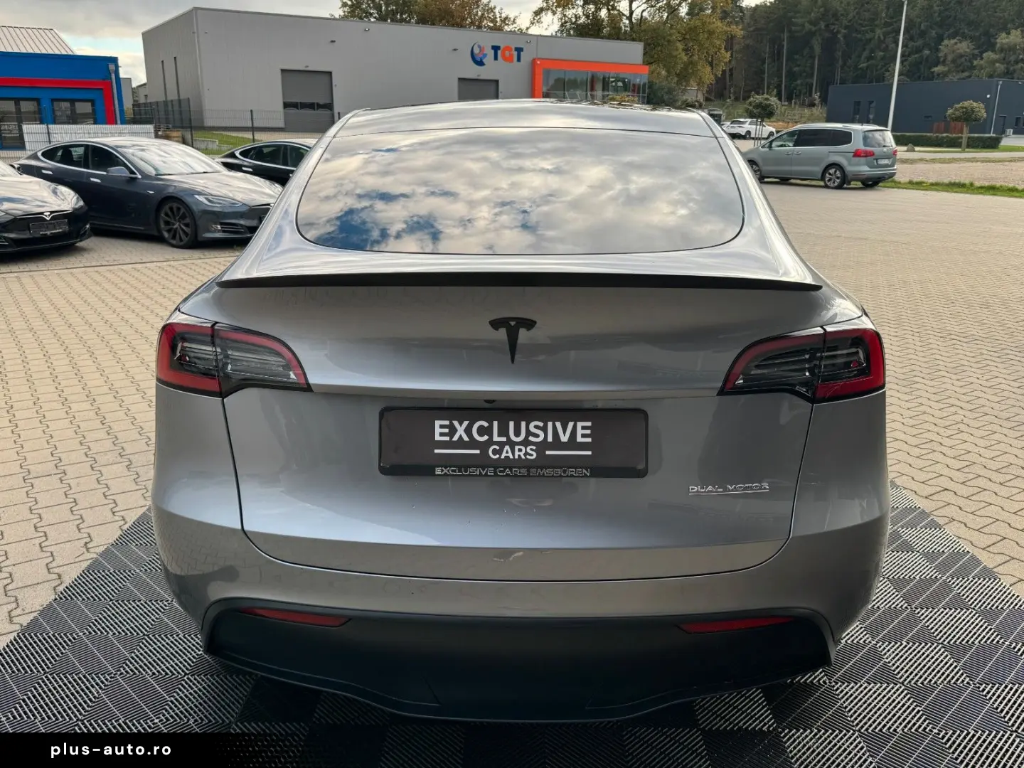 TESLA MODEL Y PERFORMANCE   QUICKSILVER   21 INCH TURB