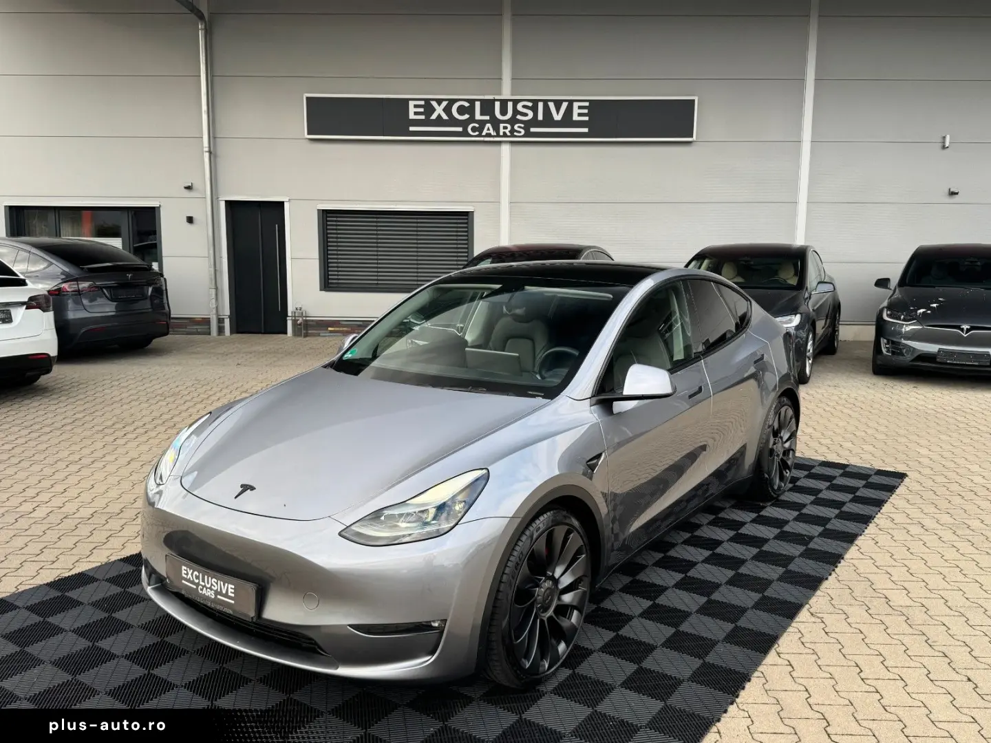 TESLA MODEL Y PERFORMANCE   QUICKSILVER   21 INCH TURB