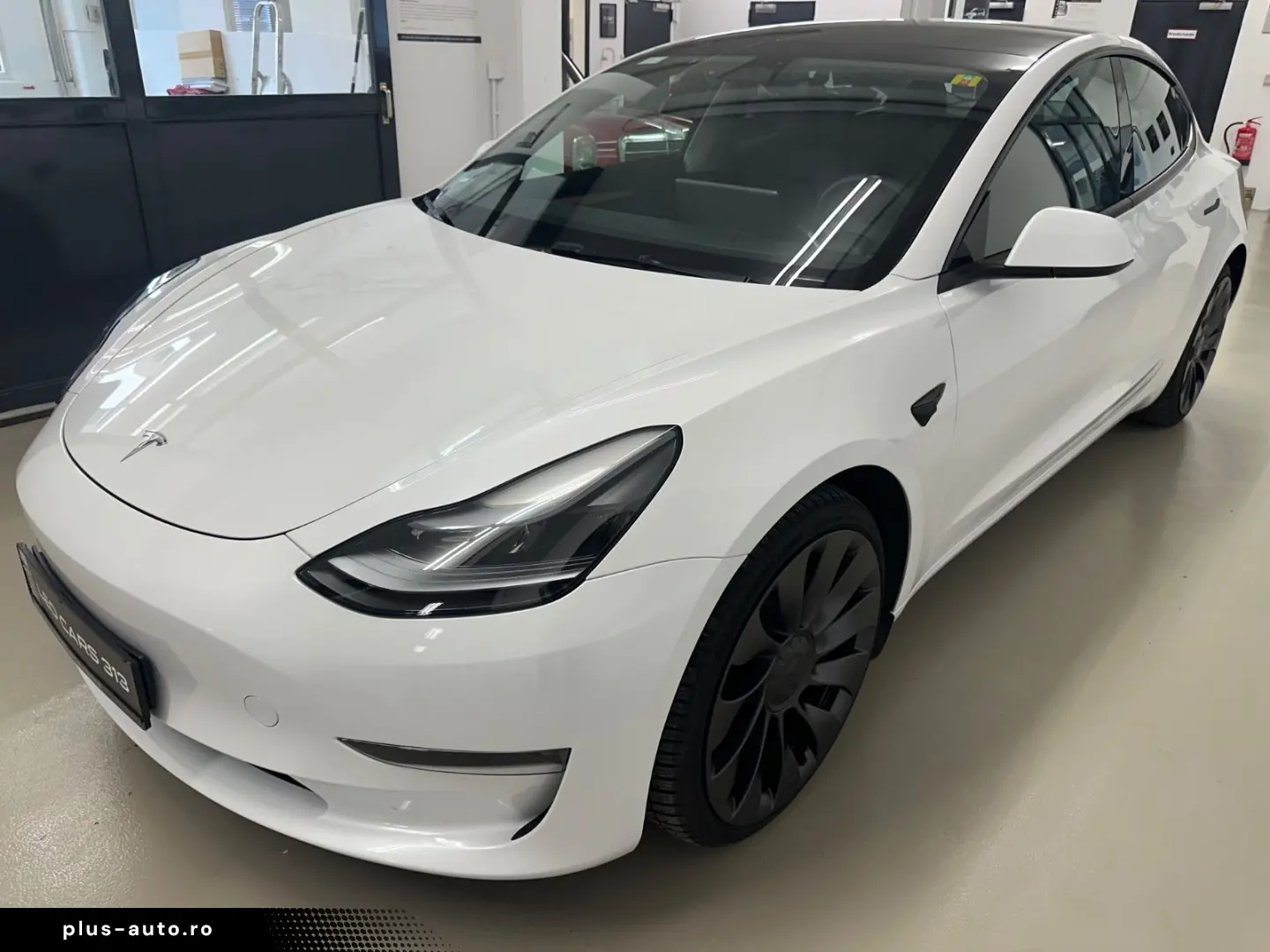 TESLA Model 3 Performance Dual AWD