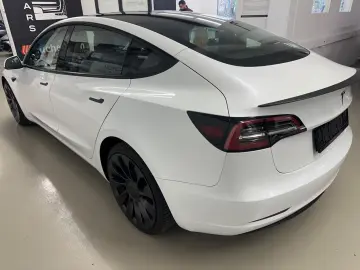 TESLA Model 3 Performance Dual AWD