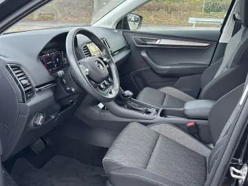 SKODA Karoq Style 2.0 TDI DSG 4x4 AHK LED Navi ACC SHZ