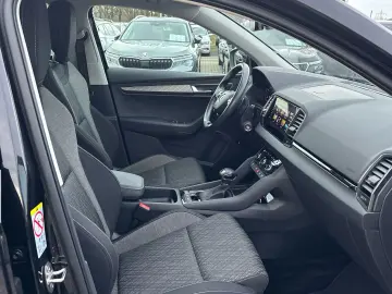 SKODA Karoq Style 2.0 TDI DSG 4x4 AHK LED Navi ACC SHZ