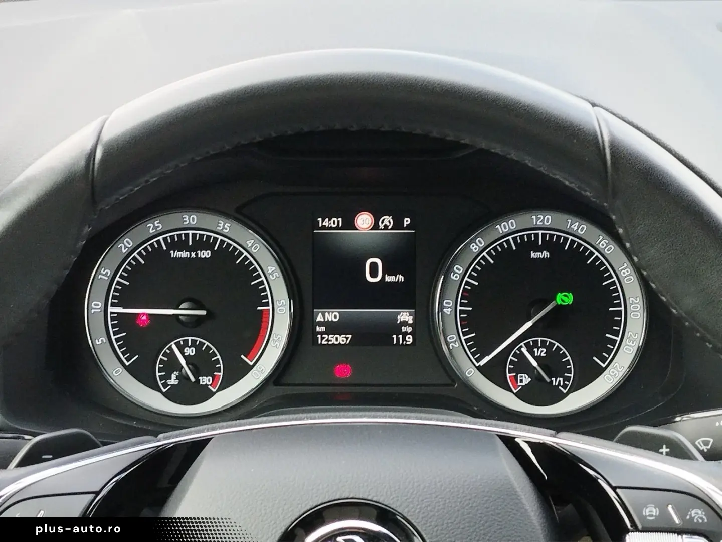 SKODA Karoq 2.0 TDI Style 4x4 DSG ACC AHK AUT DynLicht