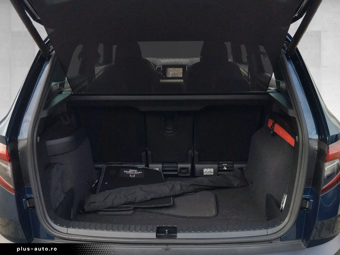 SKODA Karoq 2.0 TDI Style 4x4 DSG ACC AHK AUT DynLicht