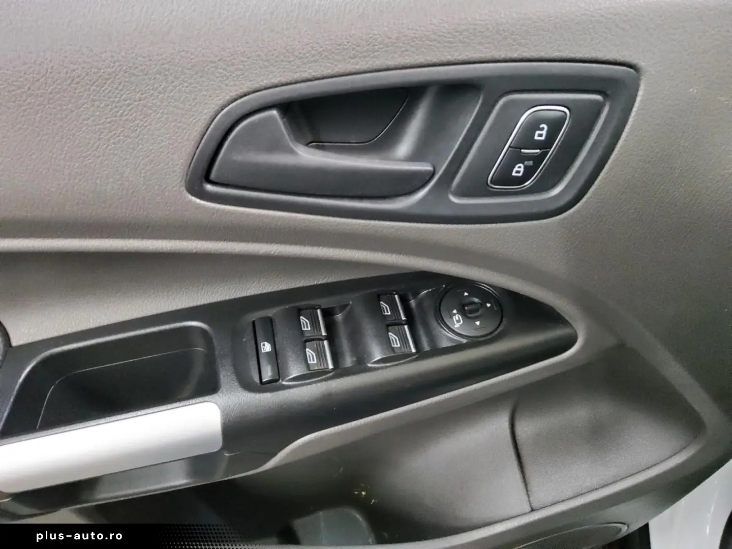 FORD Tourneo Connect 1.5 TDCi Trend