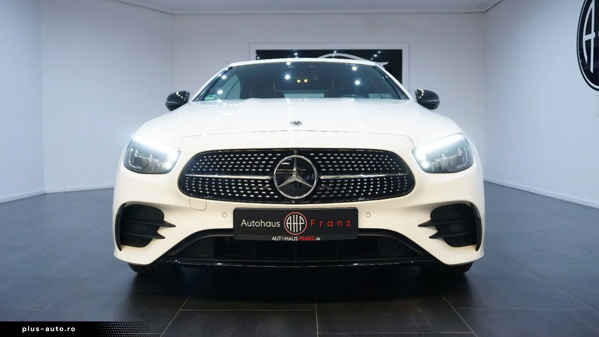 MERCEDES-BENZ E 450 4Matic Cabrio MBUX 360 SHZ SHB Massage