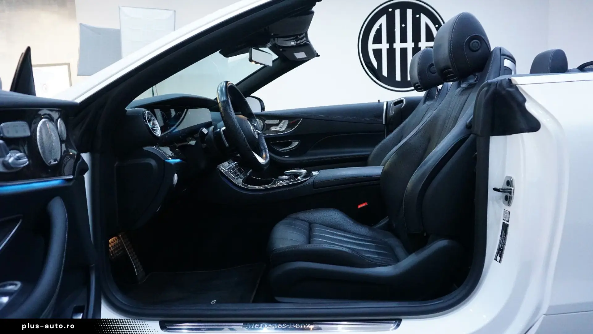 MERCEDES-BENZ E 450 4Matic Cabrio MBUX 360 SHZ SHB Massage