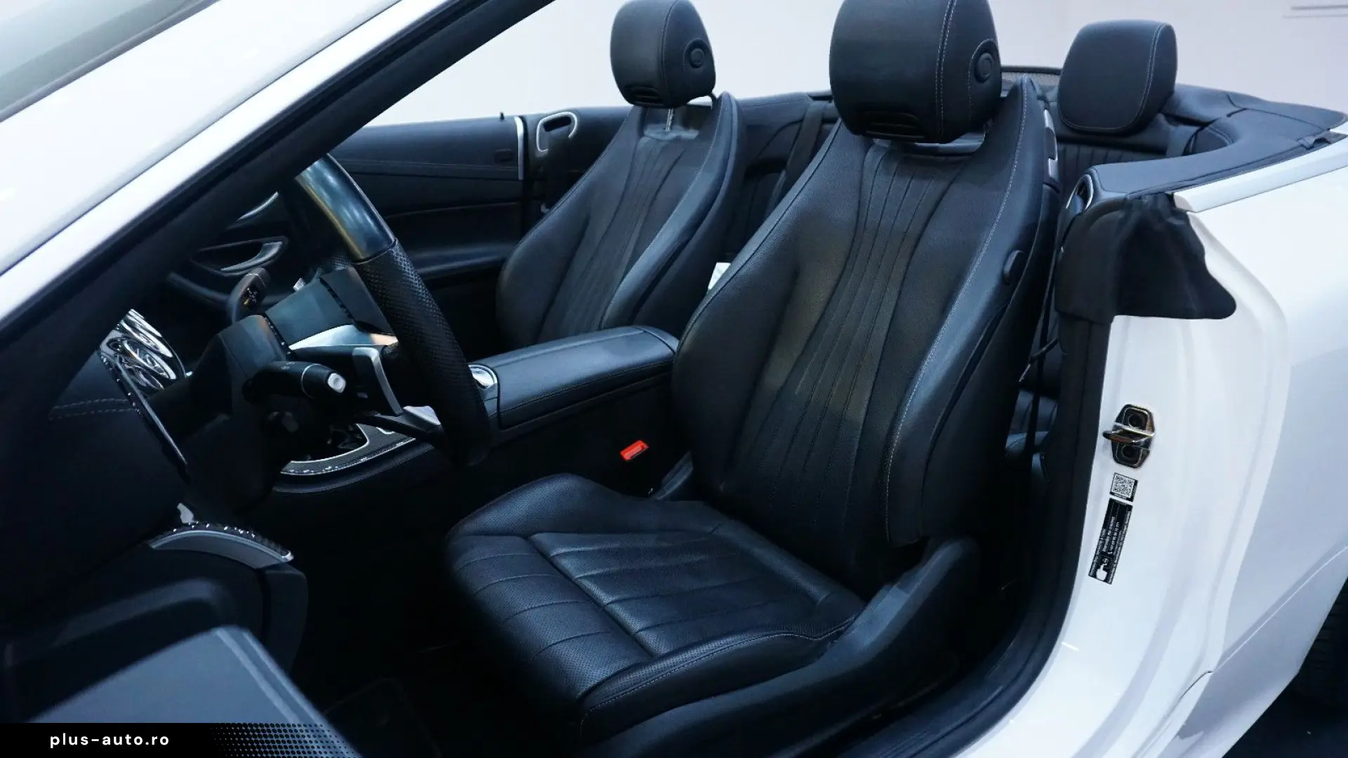 MERCEDES-BENZ E 450 4Matic Cabrio MBUX 360 SHZ SHB Massage