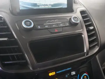 FORD Tourneo Connect 1.5D TREND 5-SITZ NAVI KAMERA