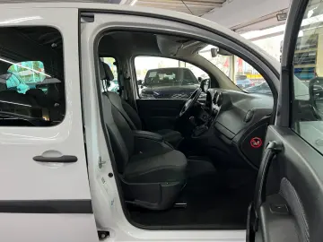 MERCEDES-BENZ Citan 109 CDI Kombi lang Navi Kamera  STHZ