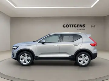 VOLVO XC40 B3 Core