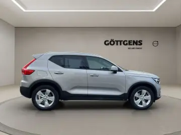 VOLVO XC40 B3 Core