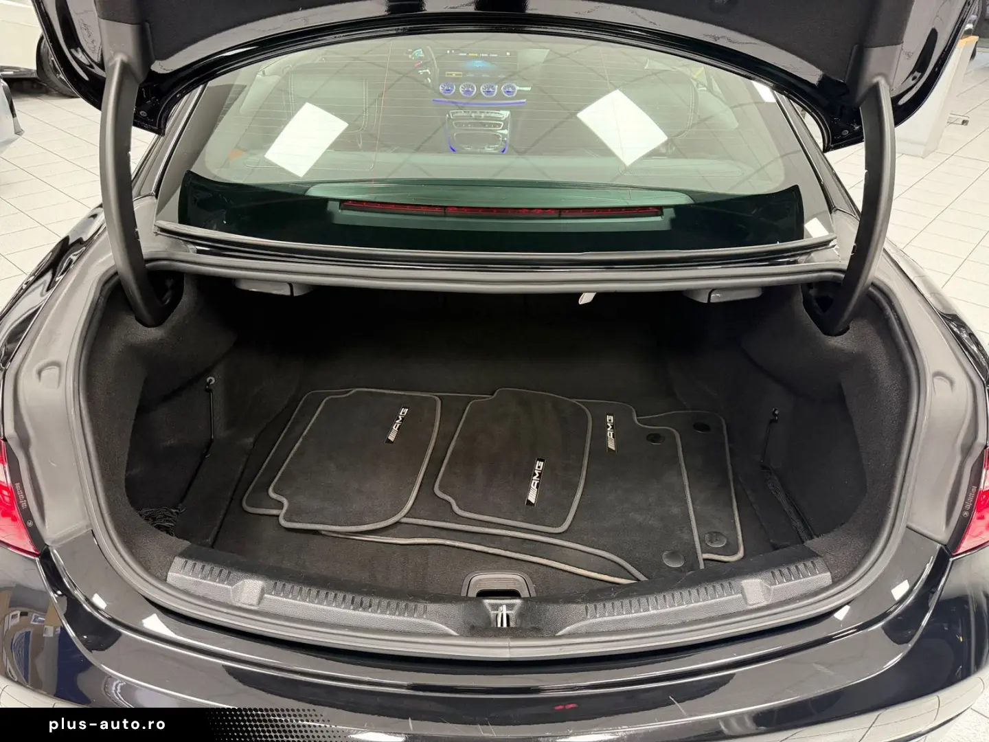 MERCEDES-BENZ E 450 4M AMG AIRM PANO STHZG DISTR SOF&hellip;