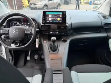 CITROEN Berlingo 1.5 BlueHDi 130 FAP Shine Headup Panora