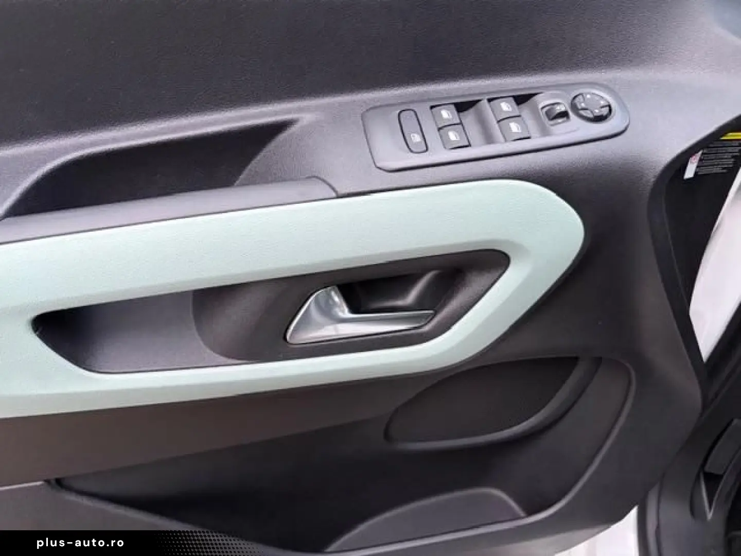 CITROEN Berlingo 1.5 BlueHDi 130 FAP Shine Headup Panora