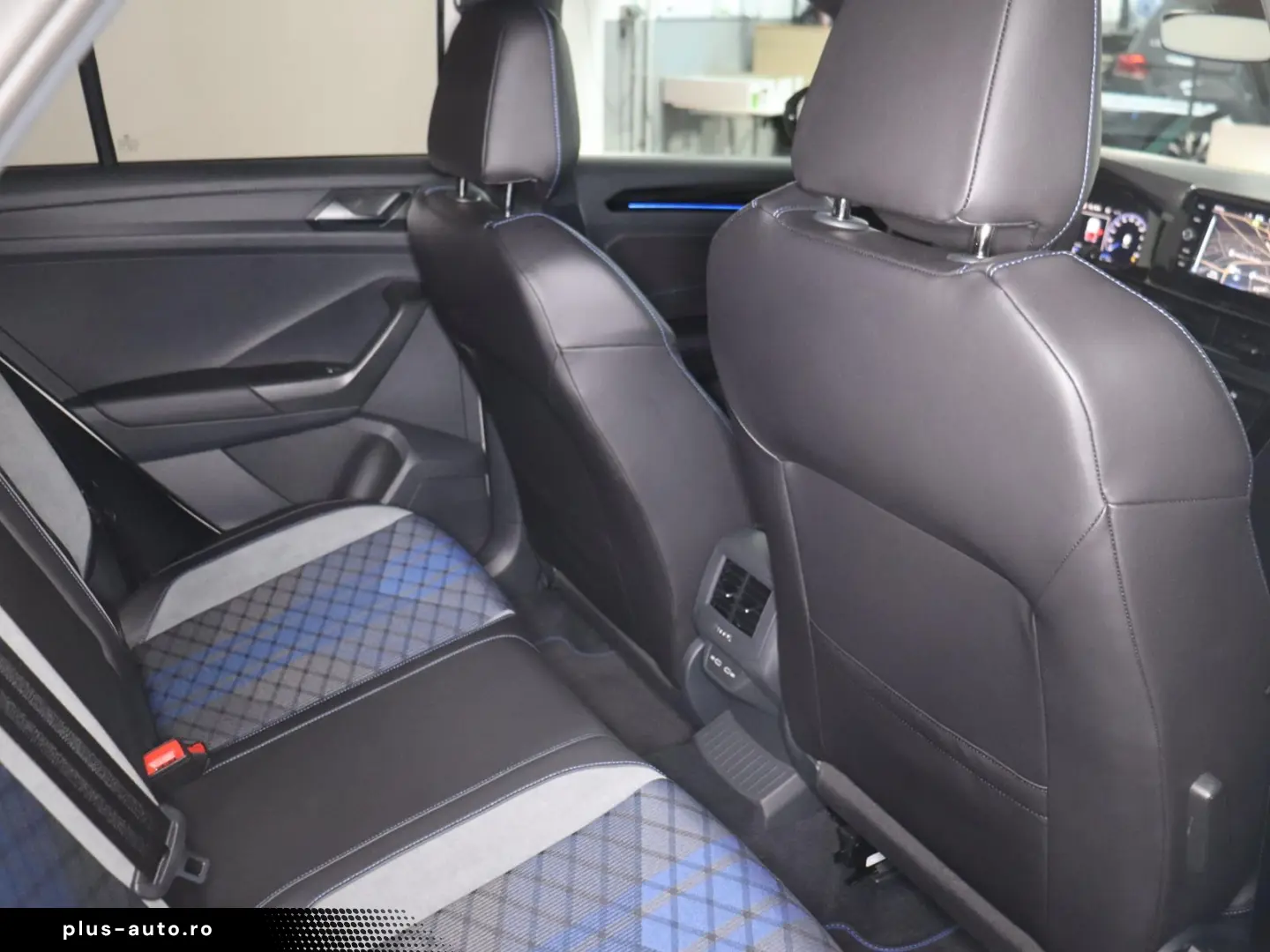 VW T-Roc  R Black Style 2.0TSI DSG  299 -ohne Anzah