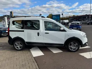 DACIA Dokker Stepw Plus TCe 130