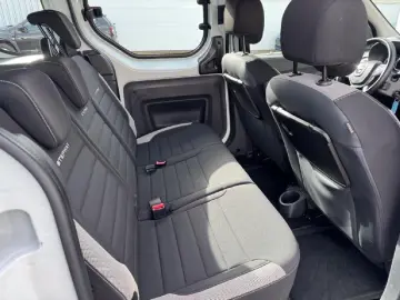 DACIA Dokker Stepw Plus TCe 130