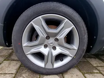 DACIA Lodgy Stepway Plus TCe 130