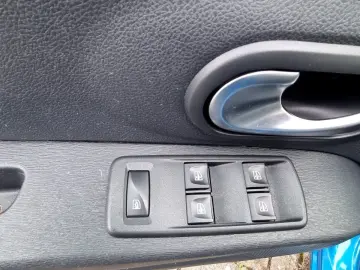 DACIA Lodgy Stepway Plus TCe 130