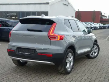 VOLVO XC40 Core B3 Mild-Hybrid 360 KAM ACC PILOT BLIS