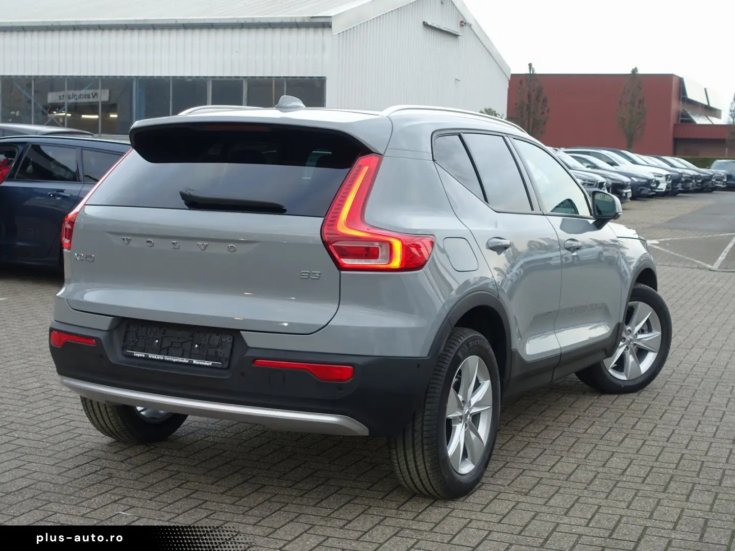 VOLVO XC40 Core B3 Mild-Hybrid 360 KAM ACC PILOT BLIS
