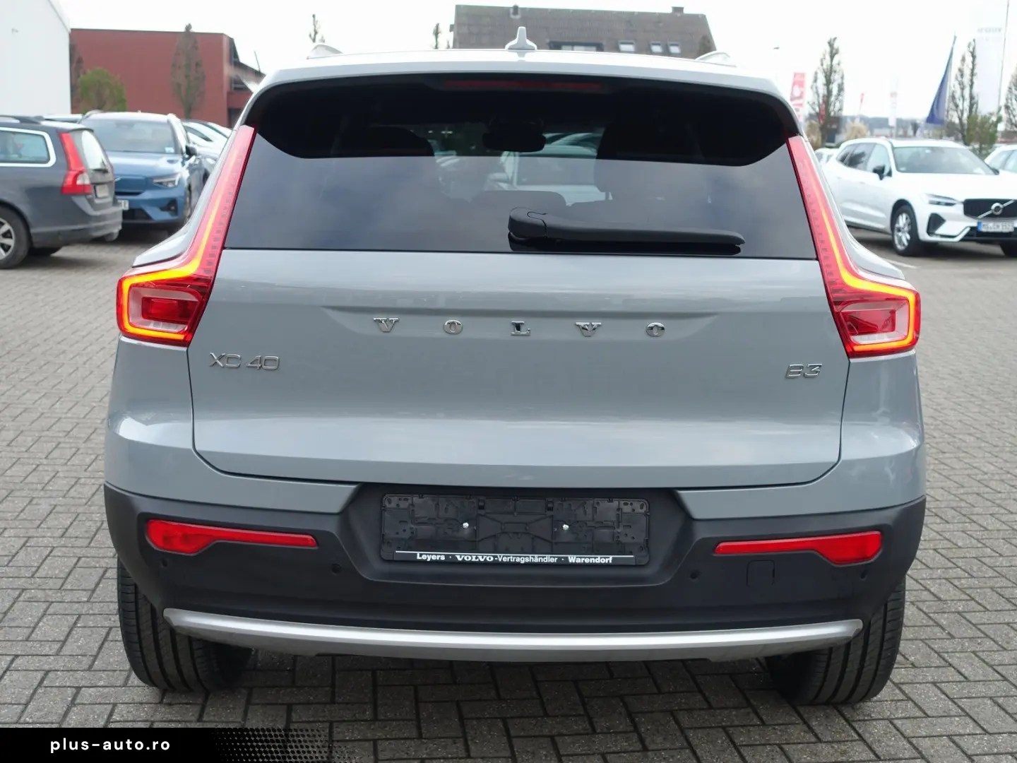VOLVO XC40 Core B3 Mild-Hybrid 360 KAM ACC PILOT BLIS
