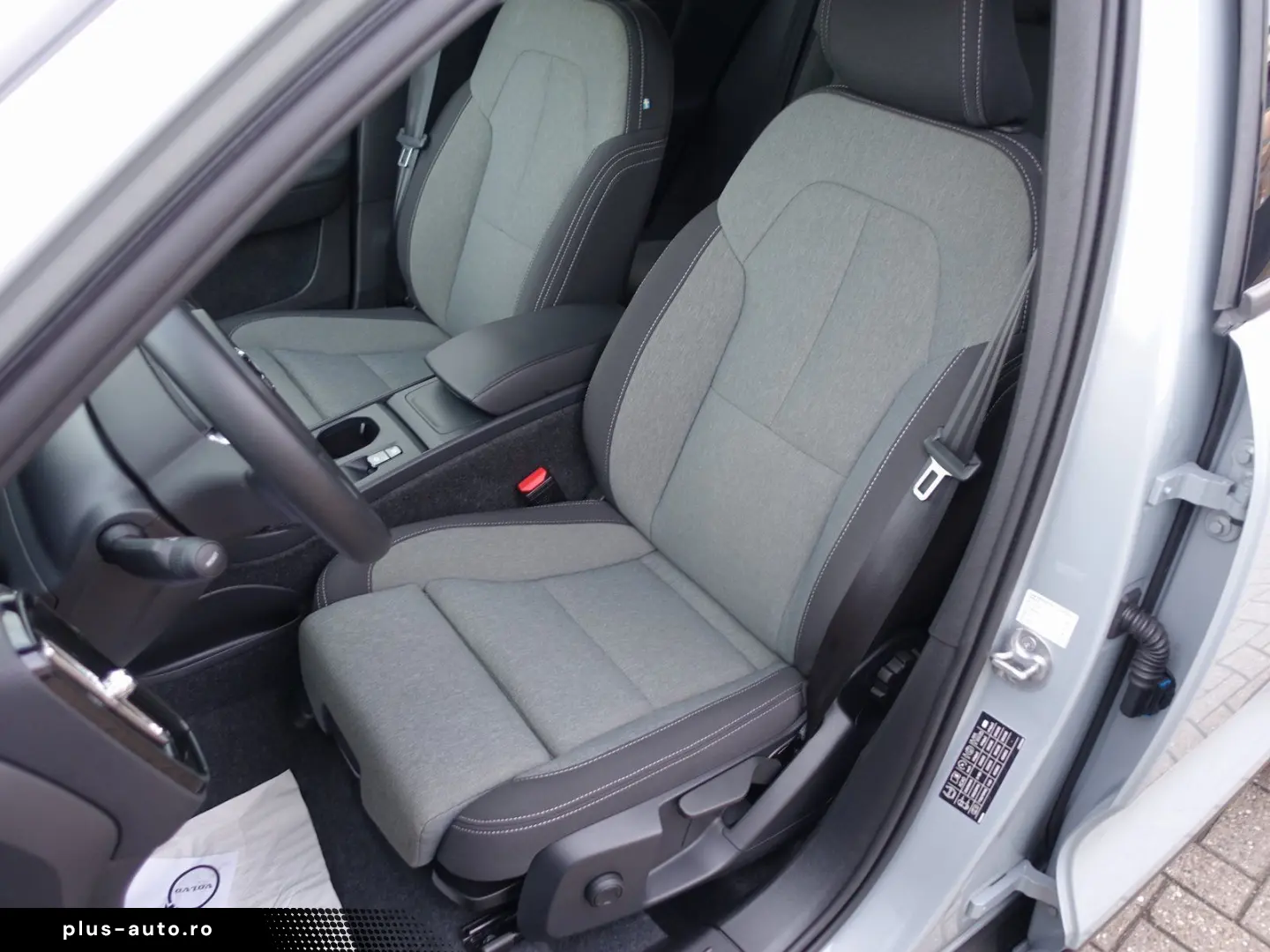 VOLVO XC40 Core B3 Mild-Hybrid 360 KAM ACC PILOT BLIS