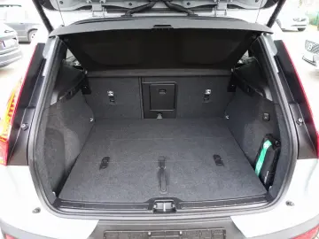 VOLVO XC40 Core B3 Mild-Hybrid 360 KAM ACC PILOT BLIS