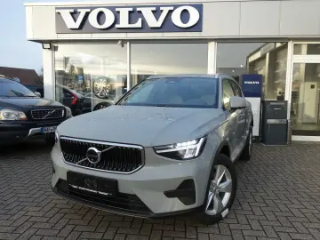 VOLVO XC40 Core B3 Mild-Hybrid 360  Memory BLS Carplay