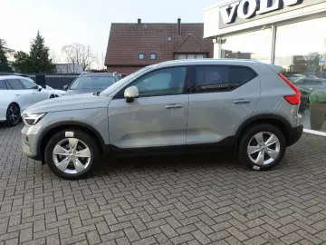 VOLVO XC40 Core B3 Mild-Hybrid 360  Memory BLS Carplay