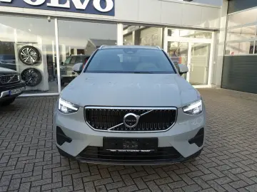 VOLVO XC40 Core B3 Mild-Hybrid 360  Memory BLS Carplay