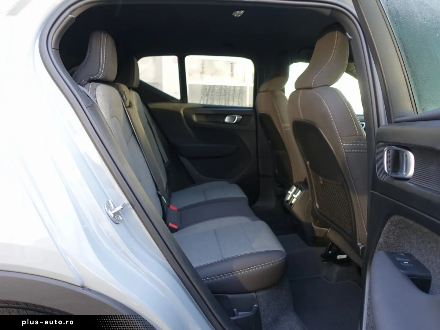 VOLVO XC40 Core B3 Mild-Hybrid 360  Memory BLS Carplay