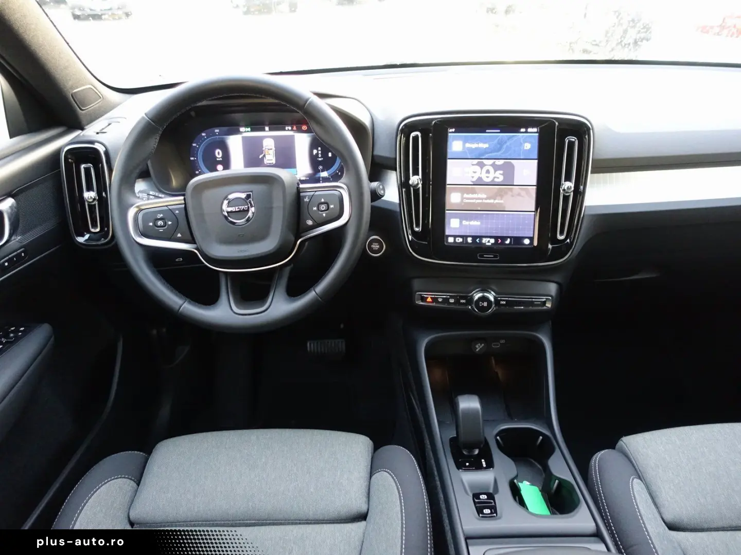 VOLVO XC40 Core B3 Mild-Hybrid 360  Memory BLS Carplay