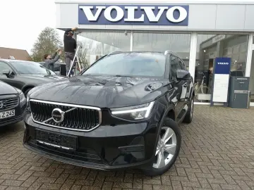 VOLVO XC40 Core B3 Mild-Hybrid 360  BLIS Carplay